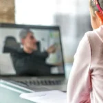 jak-vam-online-skola-pomuze-skloubit-studium-konicky-a-volny.webp.webp